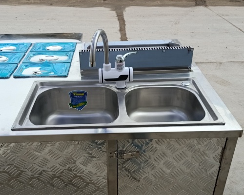 2 compartment water sink
